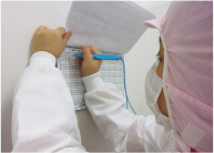 宮古島 マンゴー | 宮古島マンゴー専門工房 ティダファクトリ TidaFactory | 入室前チェックシートで、入室手順を確認した後、入室します。